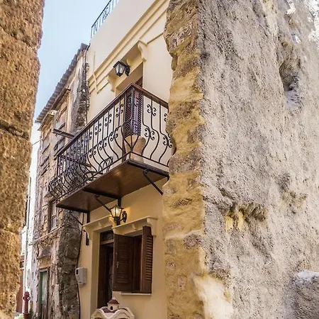 Дом отдыха Romantic Mesonet In Chania Old Town Ханья