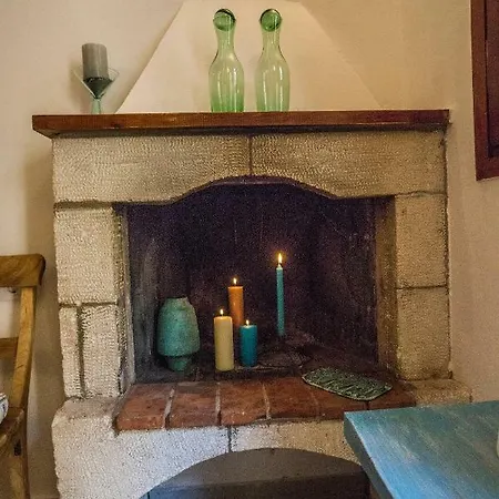 Romantic Mesonet In Chania Old Town * Ханья