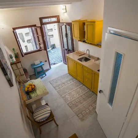 Дом отдыха Romantic Mesonet In Chania Old Town