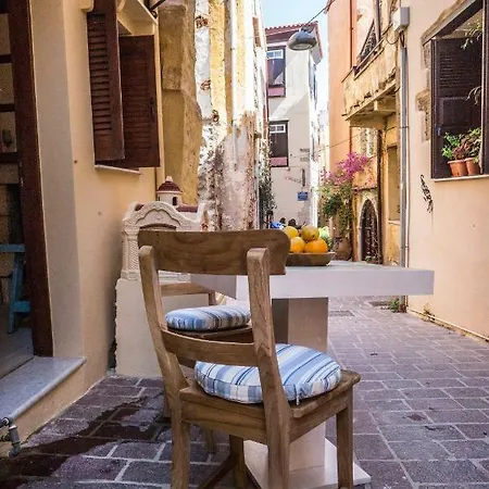 Romantic Mesonet In Chania Old Town Vakantiehuis